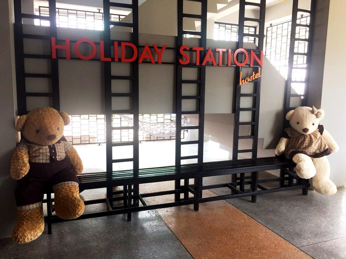 Holiday Station Hostel 甲米 外观 照片
